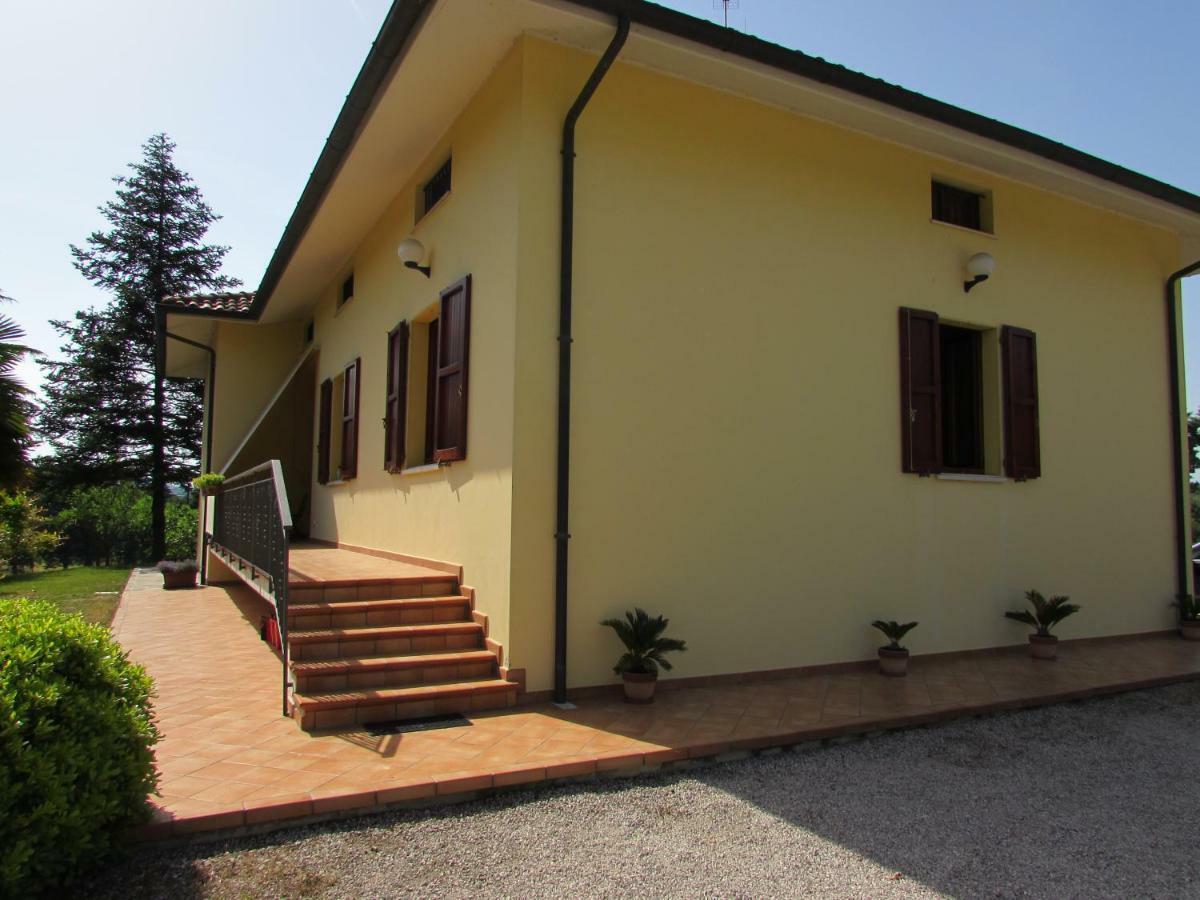 Villa Rina 페자로 외부 사진